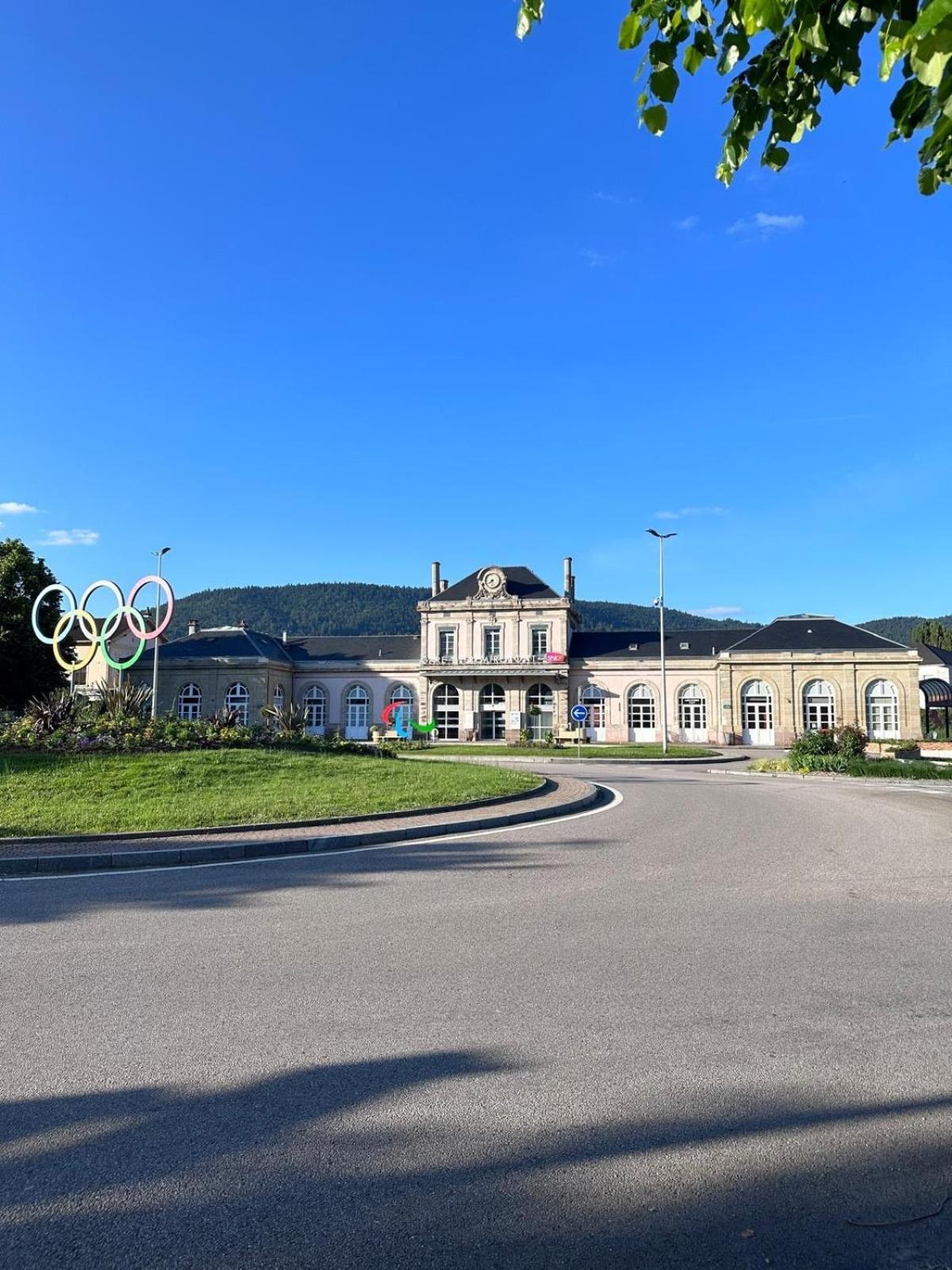 Appartement De La Gare Remiremont Zewnętrze zdjęcie