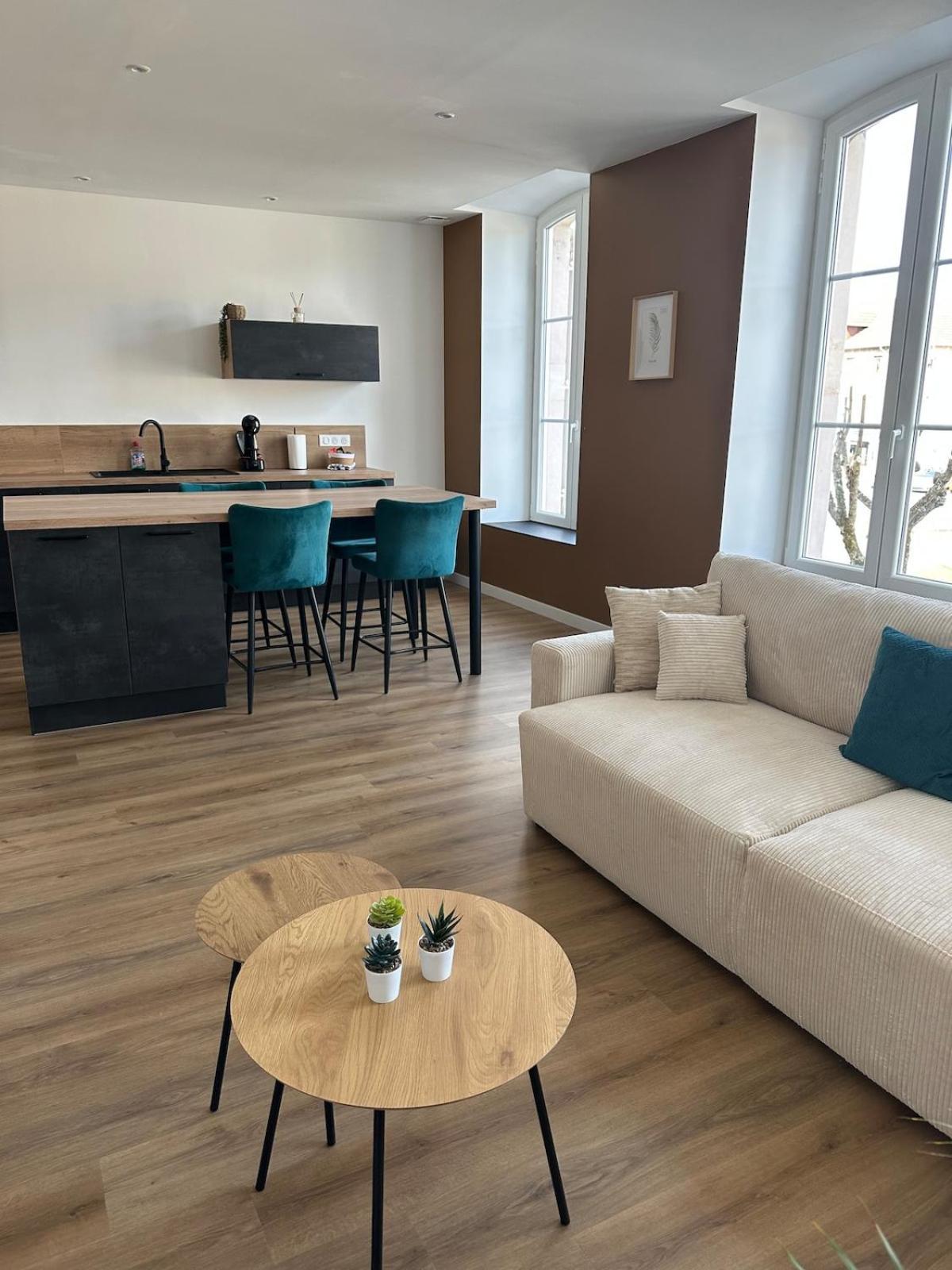Appartement De La Gare Remiremont Zewnętrze zdjęcie